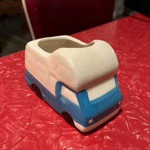 Vintage RV planter pot